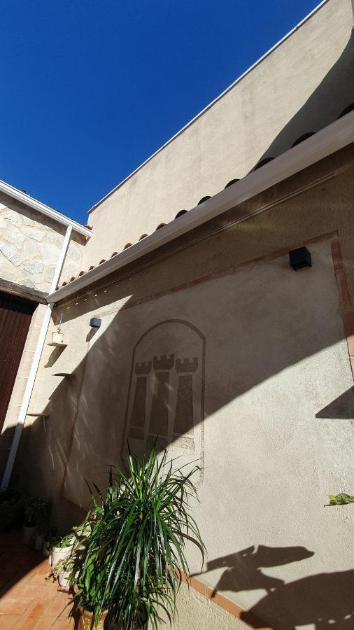 Tres Torres Apartamento Turistico Almoharin المظهر الخارجي الصورة