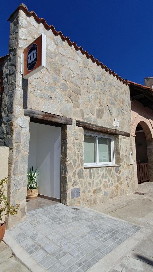 Tres Torres Apartamento Turistico Almoharin المظهر الخارجي الصورة